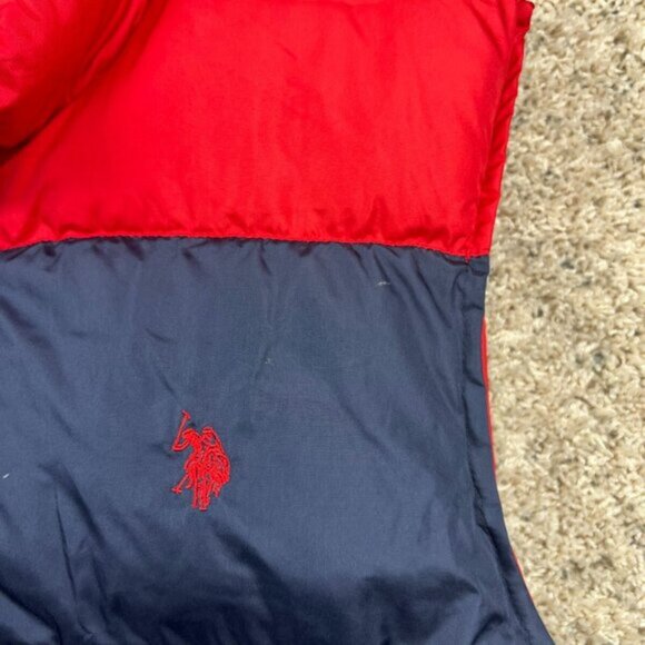U.S. Polo Assn Puffer Vest XL Red Navy Blue Full Zip Winter Weather Warm - Picture 3 of 9